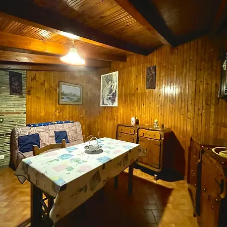Bellavista Apartment *